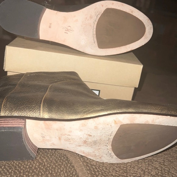 COLE HANN Metallic Booties - Picture 5 of 5